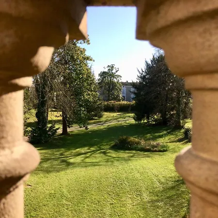 D'etape Dortoir Chateau Saint Vincent Базас